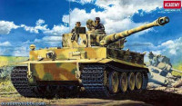 Academy 13239 Танк Pz.Kpfw.VI Tiger I ранний с интерьером 1/35