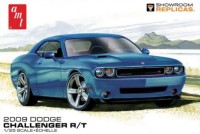 AMT 1117 2009 Dodge Challenger R/T 1/25