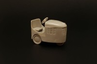 Brengun BRL-32048 UK Flight Deck Tractor Clarkat type B 1/32