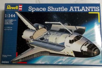 Revell 04544 Space Shuttle «Atlantis» 1/144